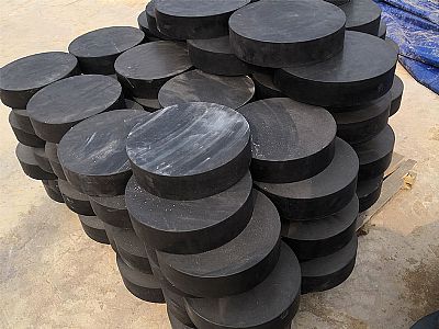 鲁山县板式橡胶支座由若干层橡胶片与薄钢板经加压硫化